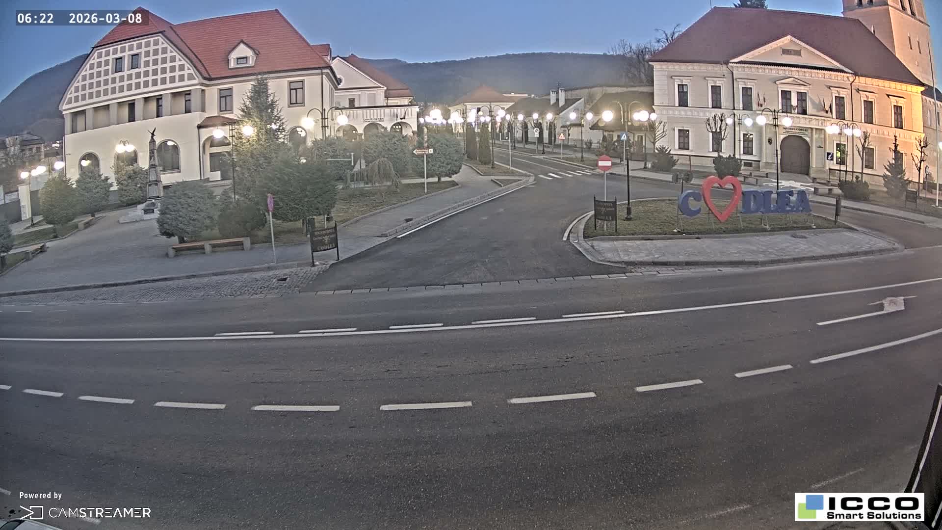 Brasov, Strada Lunga Street / Strada Magurii Street Instersection & City Center of Codlea Live Cam -  Codlea, Braşov, Romania