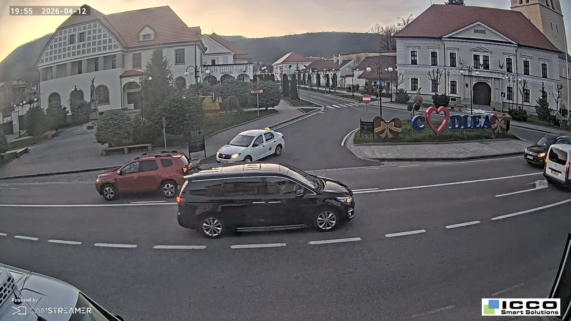 Brasov, Strada Lunga Street / Strada Magurii Street Instersection & City Center of Codlea Live Cam -  Codlea, Braşov, Romania