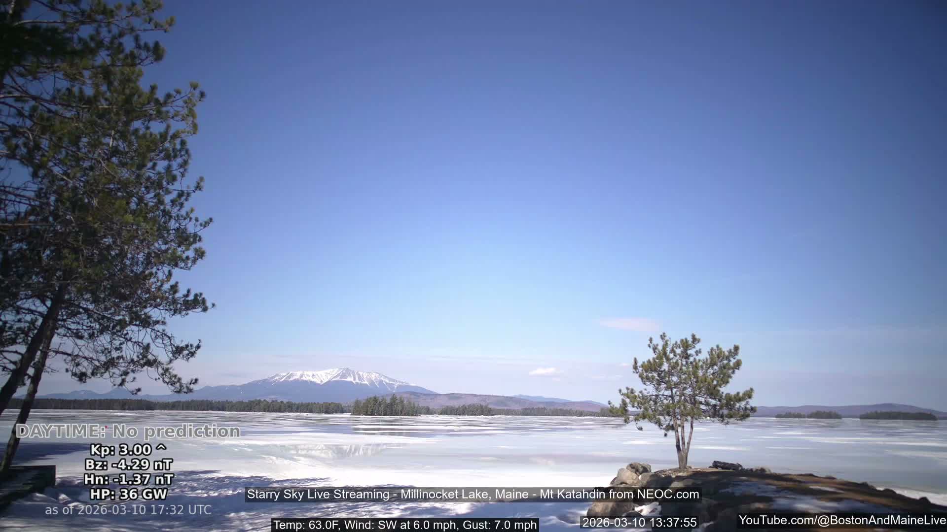 Millinocket Lake, Stars, Aurora, Meteors Live Cam  from Mt Katahdin -  Maine  USA