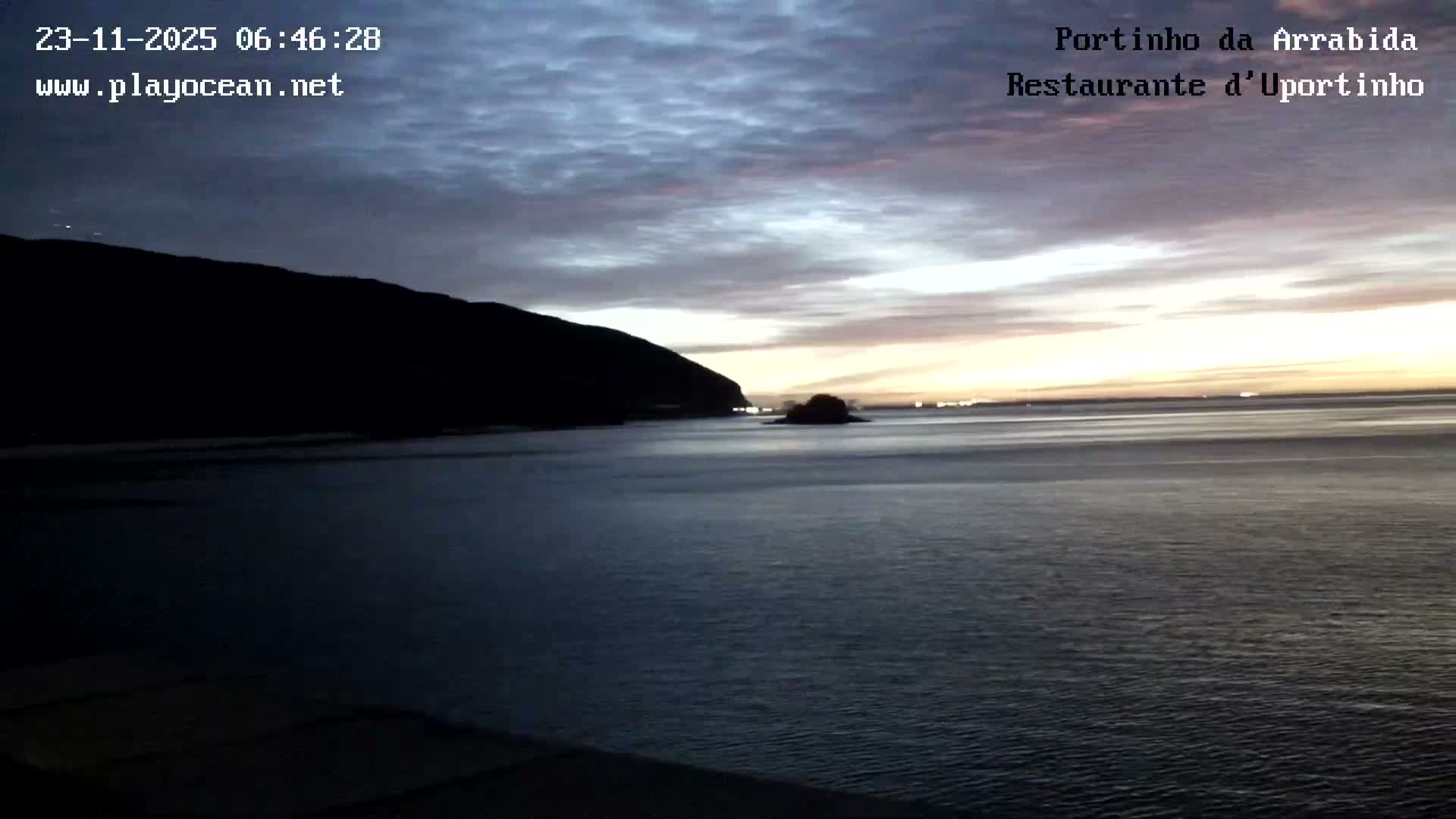 Portinho da Arrabida & Praia do Creiro Beach Live Cam - Sao Lourenco, Setubal, Lisbon, Portugal