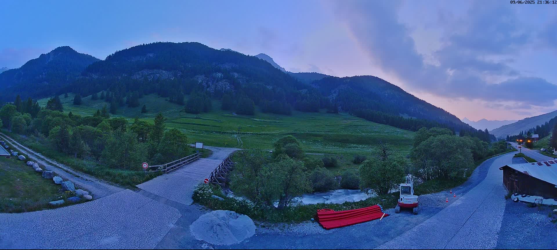 Saint-Véran, La Chalp Natural Park  Live Cam - Briancon, Hautes-Alpes, Provence-Alpes-Cote d’Azur, France