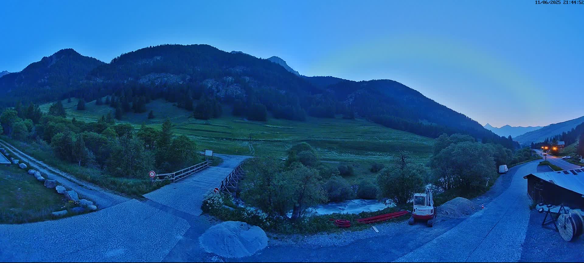 Saint-Véran, La Chalp Natural Park  Live Cam - Briancon, Hautes-Alpes, Provence-Alpes-Cote d’Azur, France