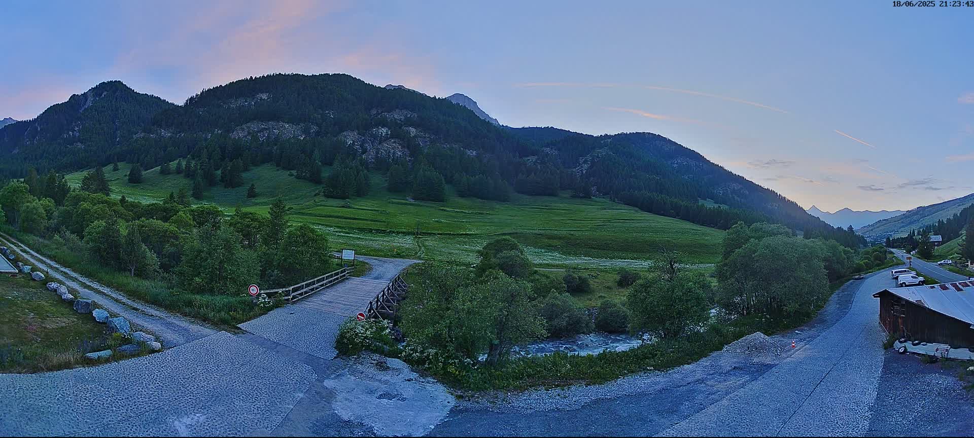Saint-Véran, La Chalp Natural Park  Live Cam - Briancon, Hautes-Alpes, Provence-Alpes-Cote d’Azur, France