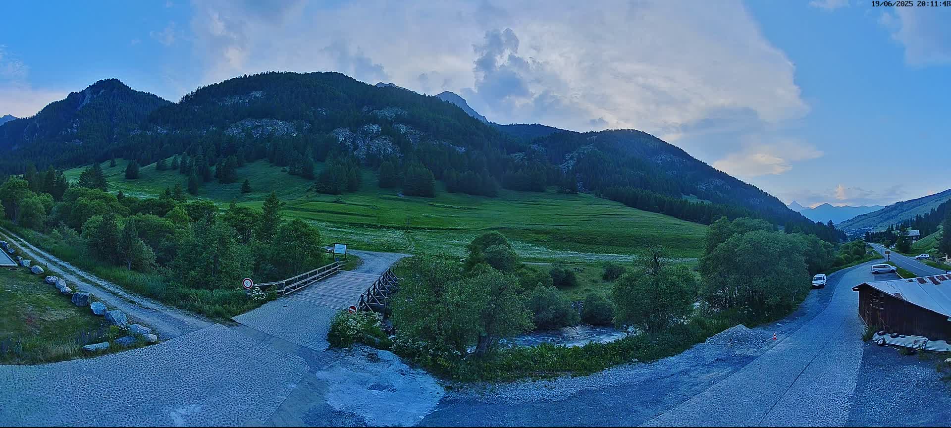 Saint-Véran, La Chalp Natural Park  Live Cam - Briancon, Hautes-Alpes, Provence-Alpes-Cote d’Azur, France