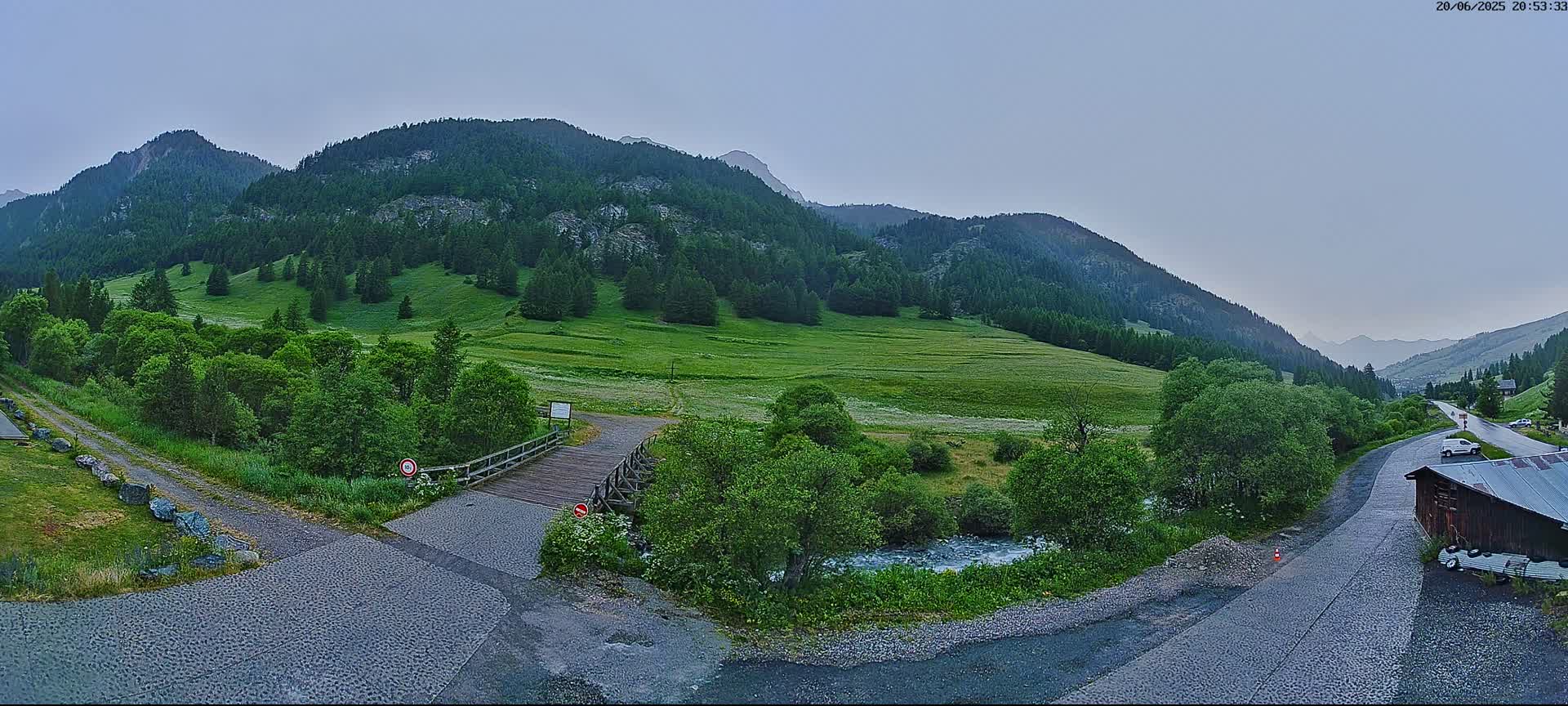 Saint-Véran, La Chalp Natural Park  Live Cam - Briancon, Hautes-Alpes, Provence-Alpes-Cote d’Azur, France