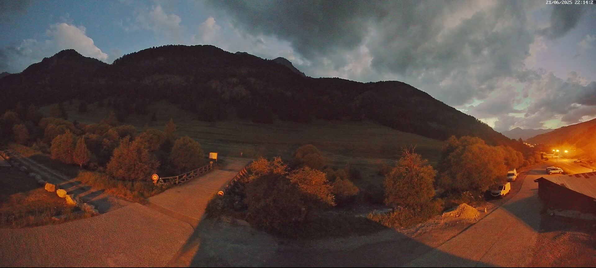 Saint-Véran, La Chalp Natural Park  Live Cam - Briancon, Hautes-Alpes, Provence-Alpes-Cote d’Azur, France
