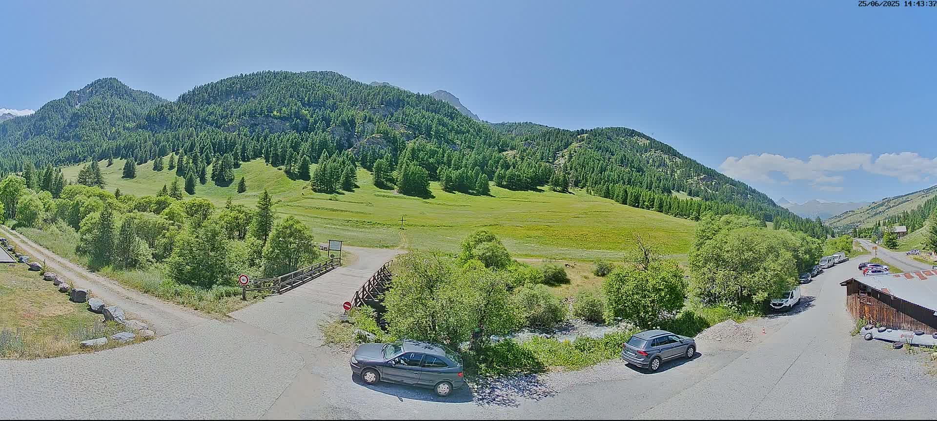 Saint-Véran, La Chalp Natural Park  Live Cam - Briancon, Hautes-Alpes, Provence-Alpes-Cote d’Azur, France
