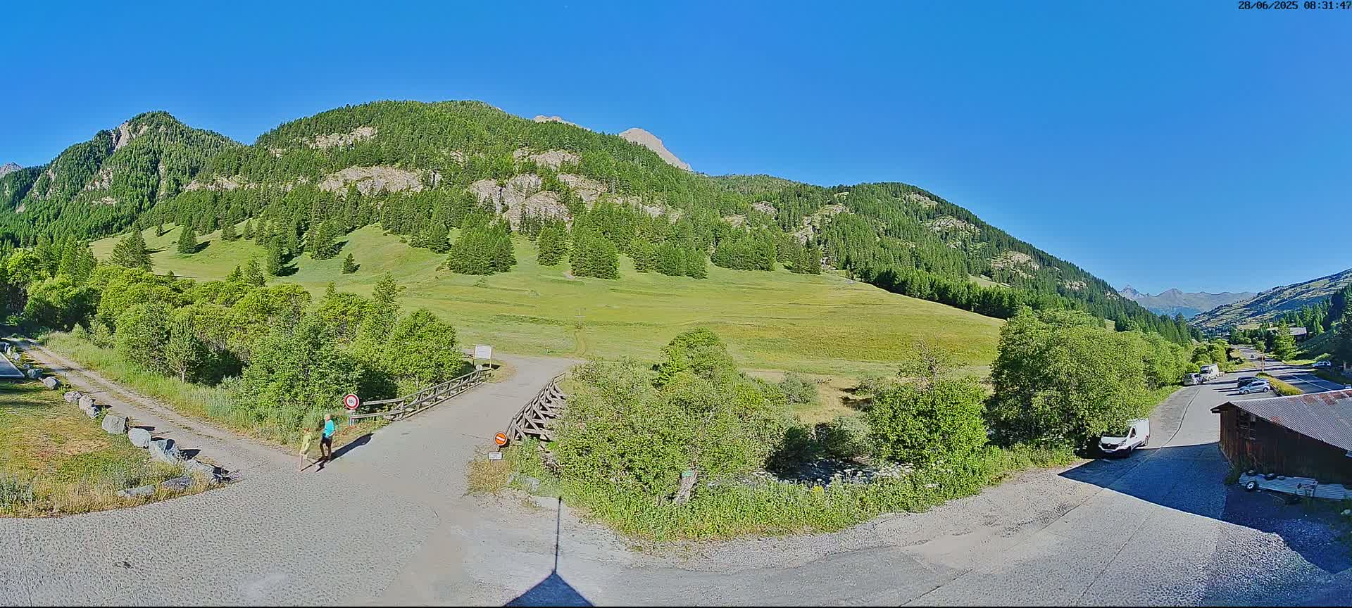 Saint-Véran, La Chalp Natural Park  Live Cam - Briancon, Hautes-Alpes, Provence-Alpes-Cote d’Azur, France