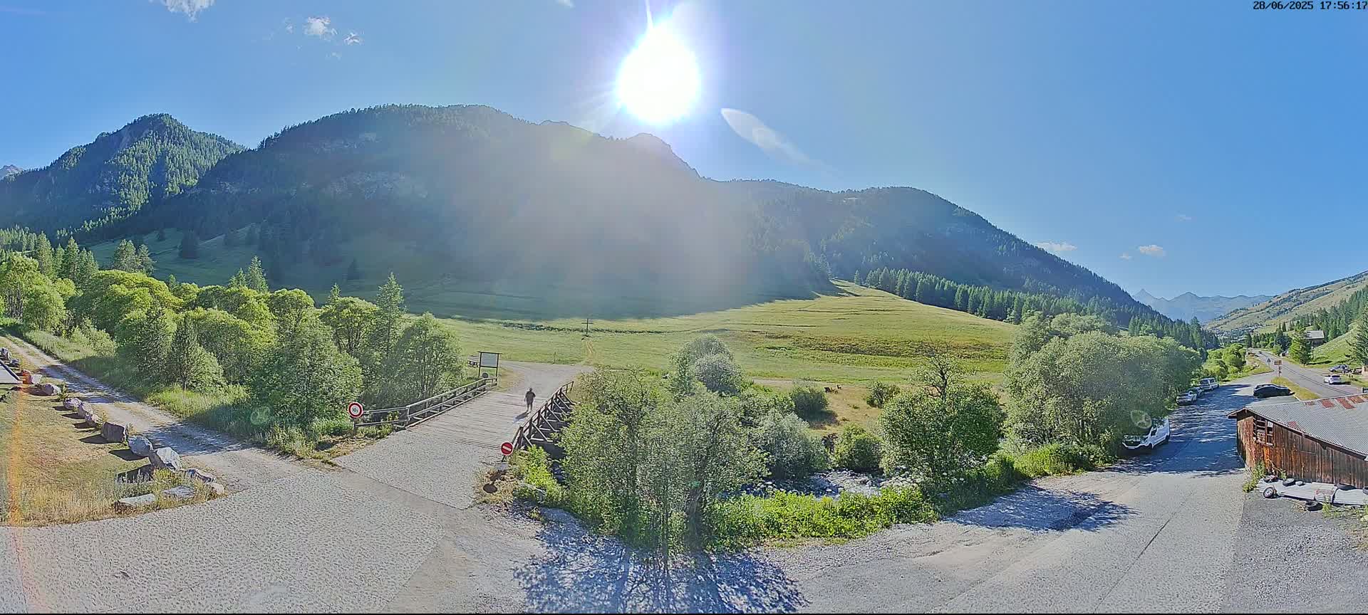 Saint-Véran, La Chalp Natural Park  Live Cam - Briancon, Hautes-Alpes, Provence-Alpes-Cote d’Azur, France