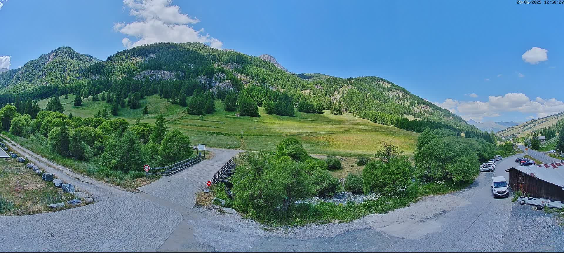 Saint-Véran, La Chalp Natural Park  Live Cam - Briancon, Hautes-Alpes, Provence-Alpes-Cote d’Azur, France