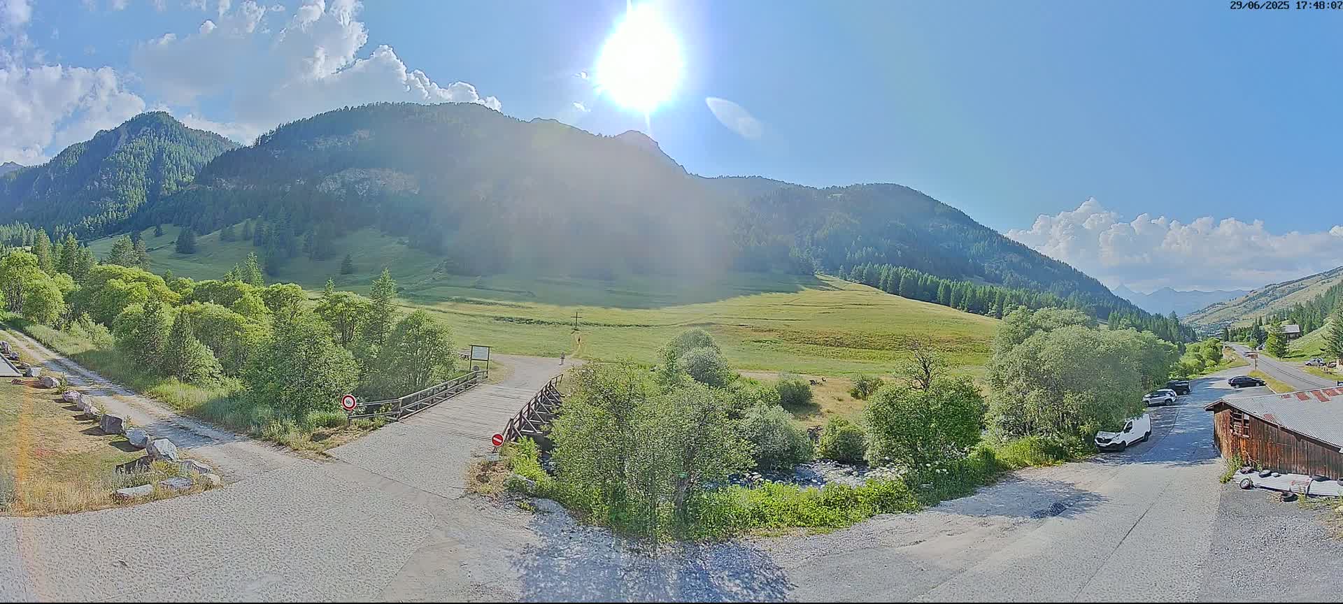 Saint-Véran, La Chalp Natural Park  Live Cam - Briancon, Hautes-Alpes, Provence-Alpes-Cote d’Azur, France