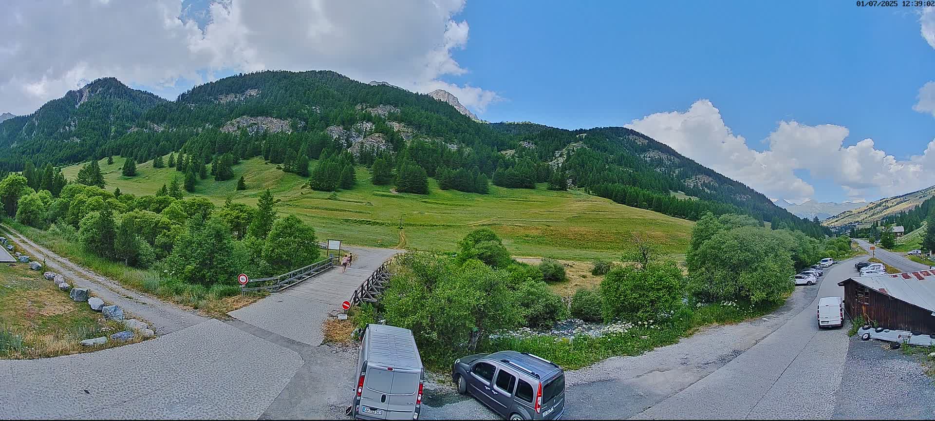Saint-Véran, La Chalp Natural Park  Live Cam - Briancon, Hautes-Alpes, Provence-Alpes-Cote d’Azur, France