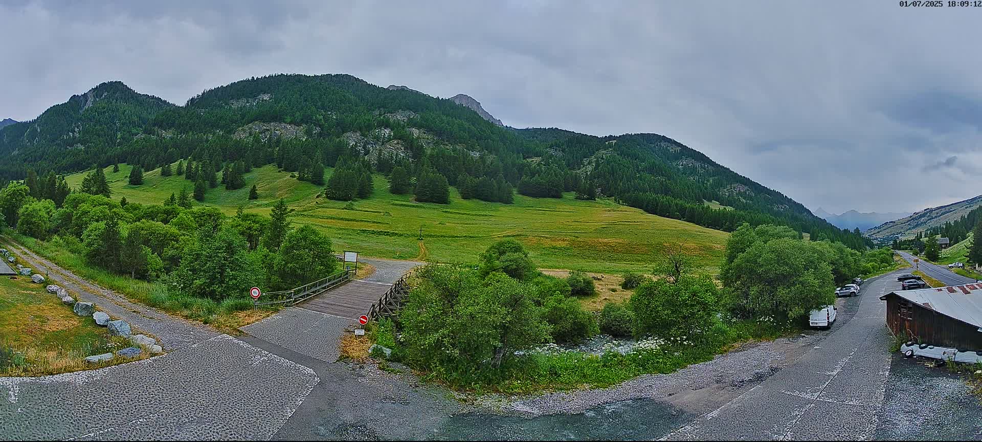 Saint-Véran, La Chalp Natural Park  Live Cam - Briancon, Hautes-Alpes, Provence-Alpes-Cote d’Azur, France