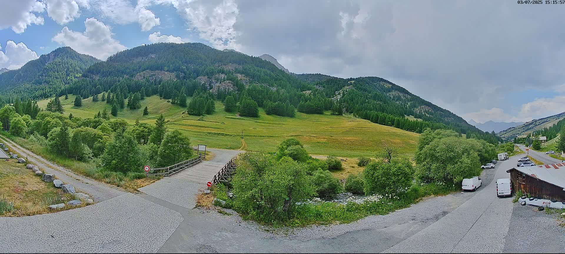 Saint-Véran, La Chalp Natural Park  Live Cam - Briancon, Hautes-Alpes, Provence-Alpes-Cote d’Azur, France