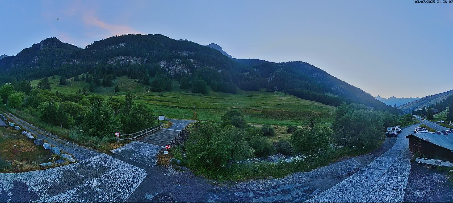 Saint-Véran, La Chalp Natural Park  Live Cam - Briancon, Hautes-Alpes, Provence-Alpes-Cote d’Azur, France
