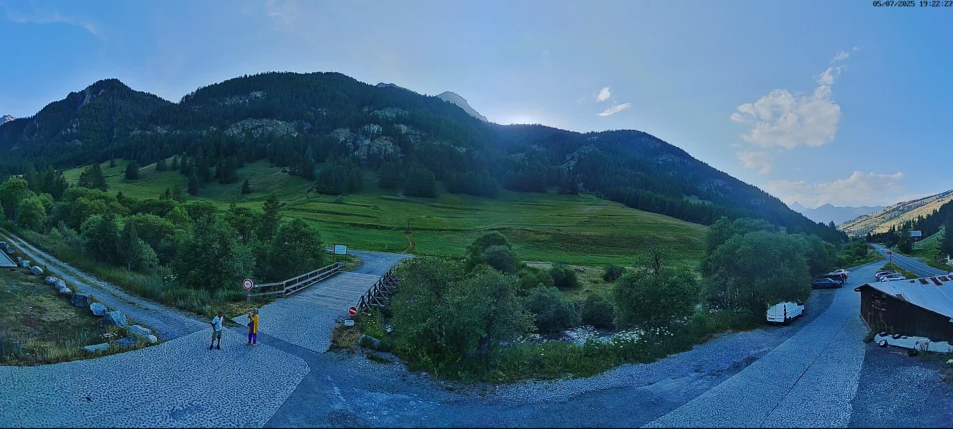 Saint-Véran, La Chalp Natural Park  Live Cam - Briancon, Hautes-Alpes, Provence-Alpes-Cote d’Azur, France