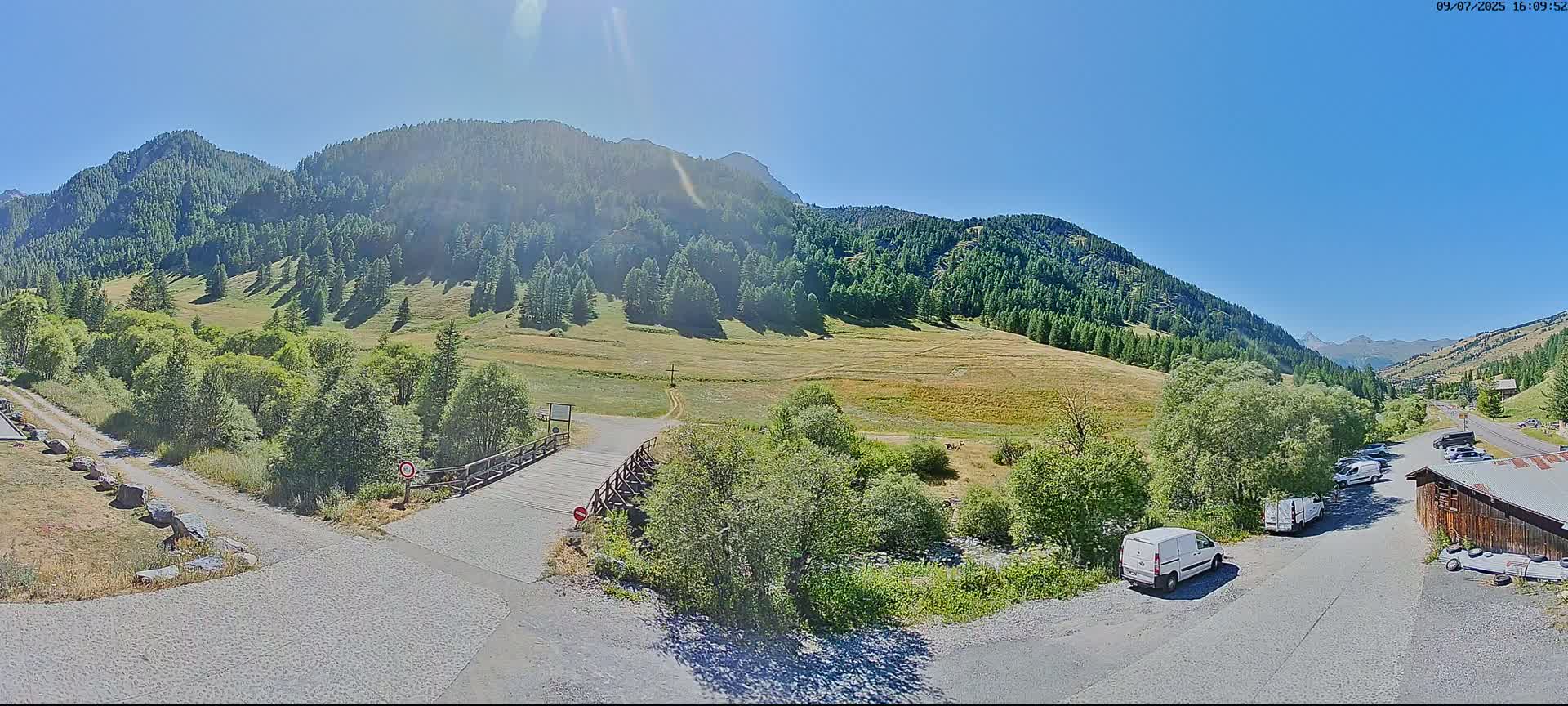Saint-Véran, La Chalp Natural Park  Live Cam - Briancon, Hautes-Alpes, Provence-Alpes-Cote d’Azur, France