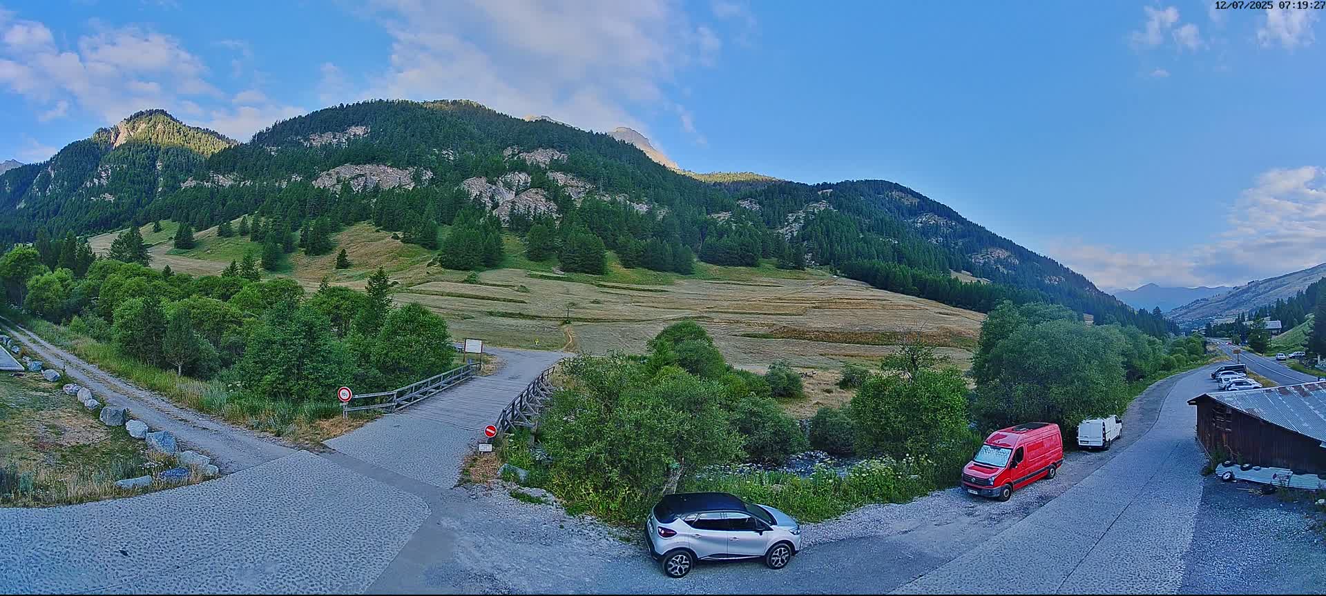Saint-Véran, La Chalp Natural Park  Live Cam - Briancon, Hautes-Alpes, Provence-Alpes-Cote d’Azur, France