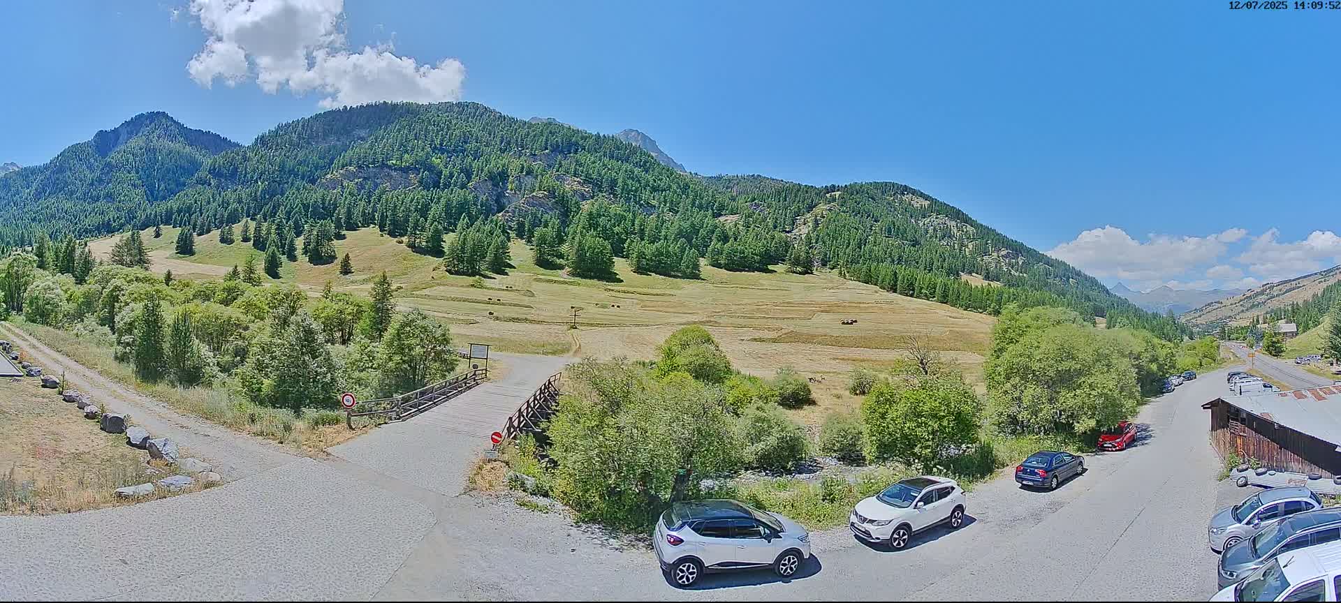 Saint-Véran, La Chalp Natural Park  Live Cam - Briancon, Hautes-Alpes, Provence-Alpes-Cote d’Azur, France