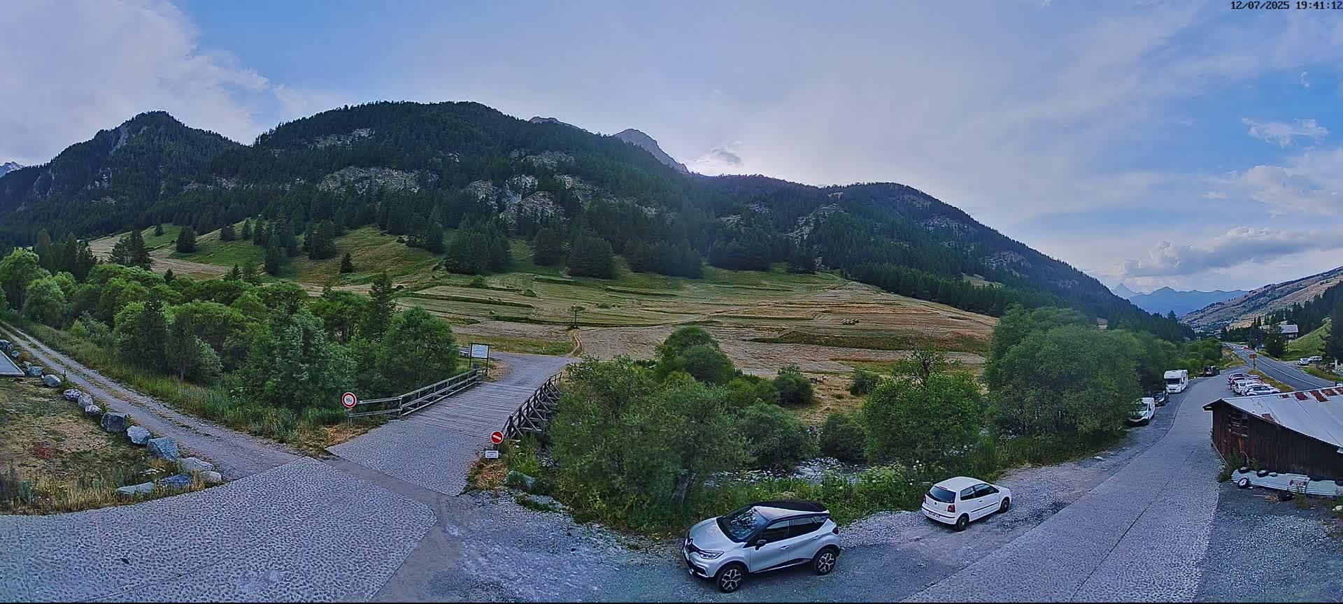Saint-Véran, La Chalp Natural Park  Live Cam - Briancon, Hautes-Alpes, Provence-Alpes-Cote d’Azur, France