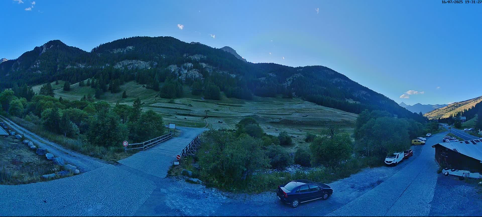 Saint-Véran, La Chalp Natural Park  Live Cam - Briancon, Hautes-Alpes, Provence-Alpes-Cote d’Azur, France