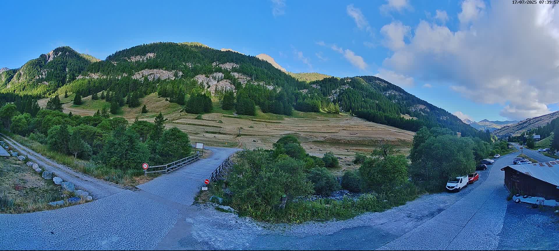 Saint-Véran, La Chalp Natural Park  Live Cam - Briancon, Hautes-Alpes, Provence-Alpes-Cote d’Azur, France