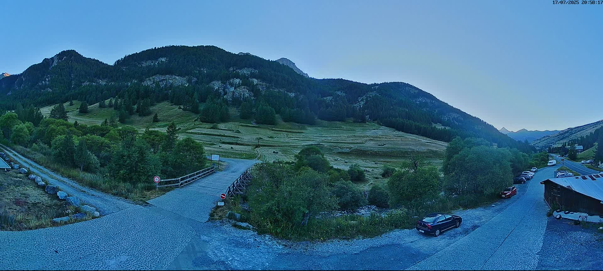 Saint-Véran, La Chalp Natural Park  Live Cam - Briancon, Hautes-Alpes, Provence-Alpes-Cote d’Azur, France