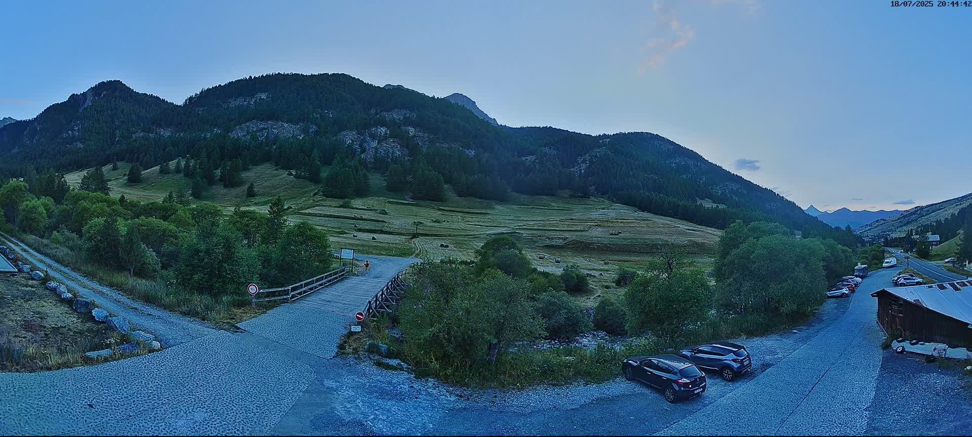 Saint-Véran, La Chalp Natural Park  Live Cam - Briancon, Hautes-Alpes, Provence-Alpes-Cote d’Azur, France