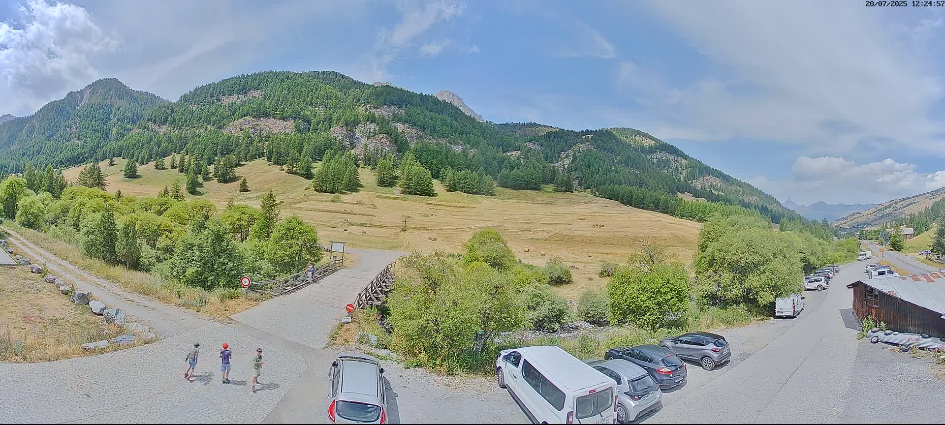 Saint-Véran, La Chalp Natural Park  Live Cam - Briancon, Hautes-Alpes, Provence-Alpes-Cote d’Azur, France