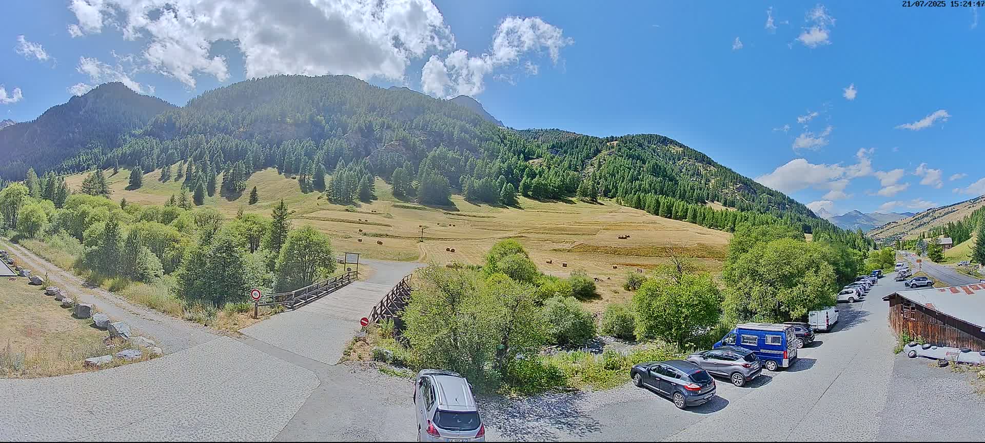 Saint-Véran, La Chalp Natural Park  Live Cam - Briancon, Hautes-Alpes, Provence-Alpes-Cote d’Azur, France