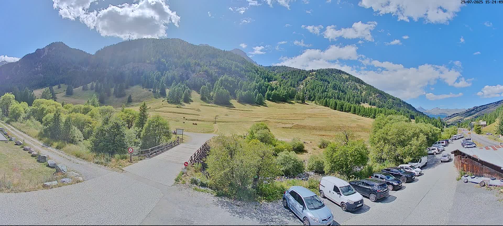 Saint-Véran, La Chalp Natural Park  Live Cam - Briancon, Hautes-Alpes, Provence-Alpes-Cote d’Azur, France