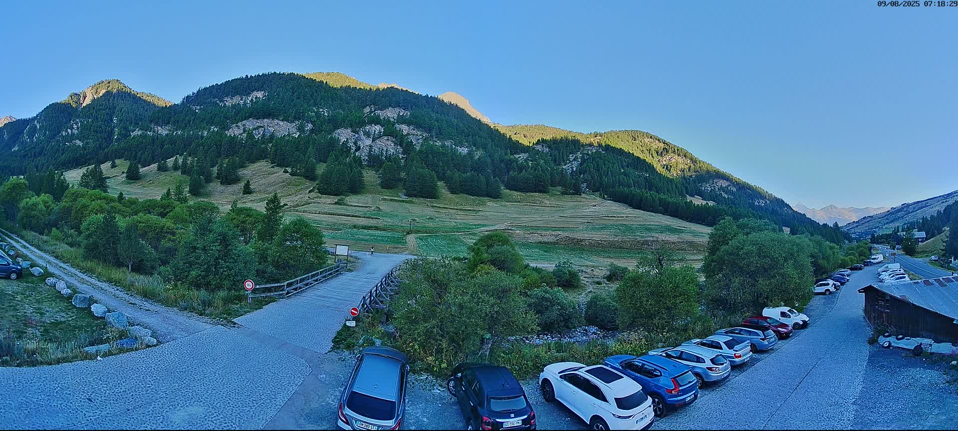Saint-Véran, La Chalp Natural Park  Live Cam - Briancon, Hautes-Alpes, Provence-Alpes-Cote d’Azur, France