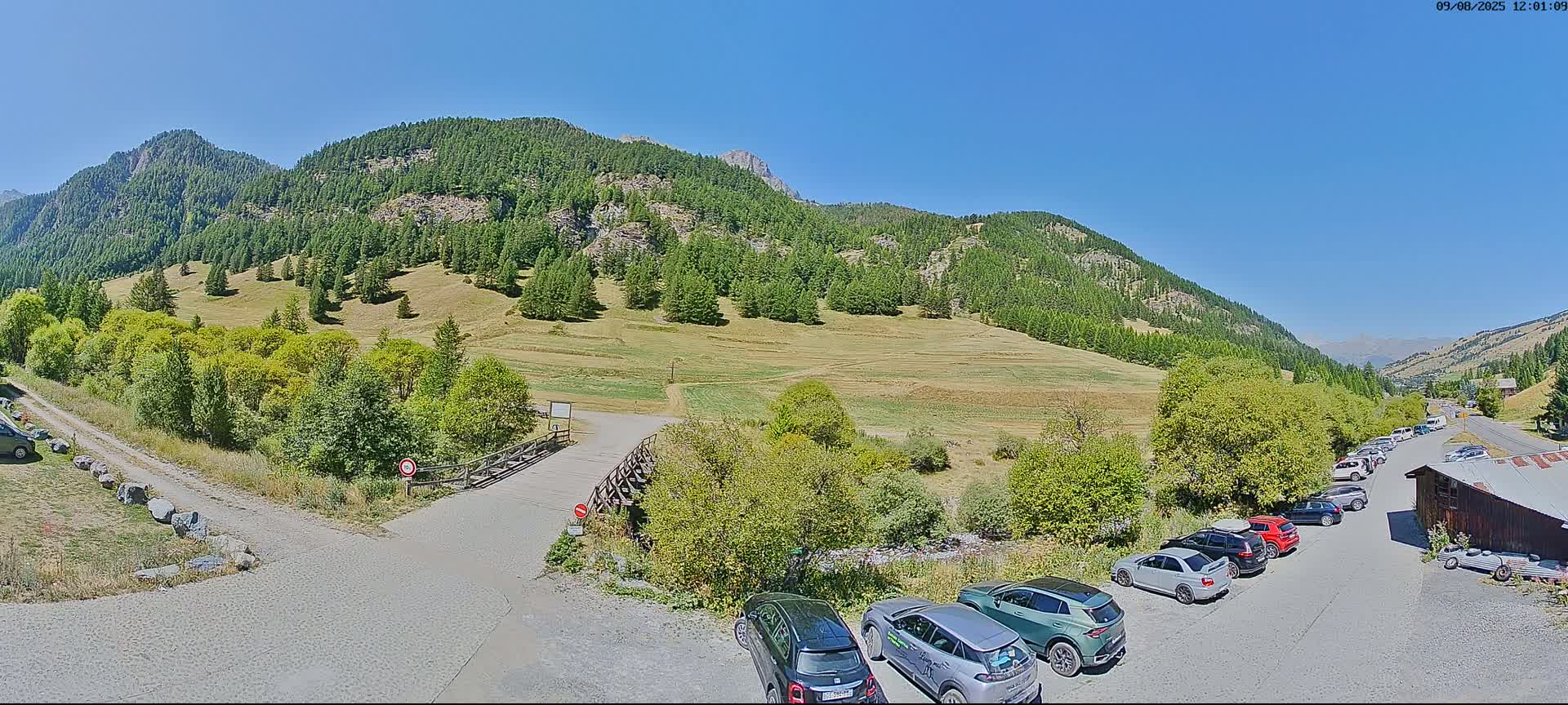 Saint-Véran, La Chalp Natural Park  Live Cam - Briancon, Hautes-Alpes, Provence-Alpes-Cote d’Azur, France