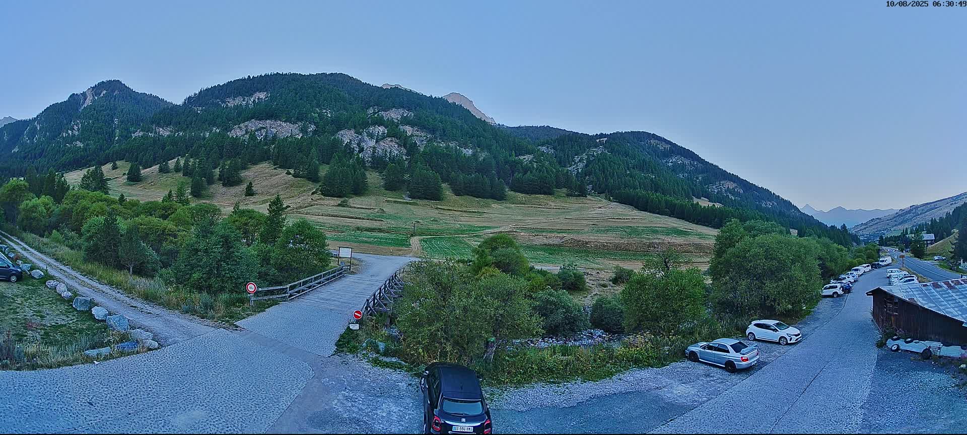 Saint-Véran, La Chalp Natural Park  Live Cam - Briancon, Hautes-Alpes, Provence-Alpes-Cote d’Azur, France