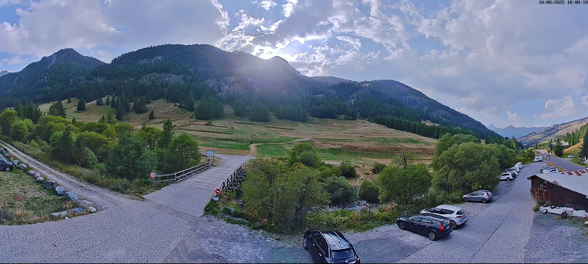 Saint-Véran, La Chalp Natural Park  Live Cam - Briancon, Hautes-Alpes, Provence-Alpes-Cote d’Azur, France