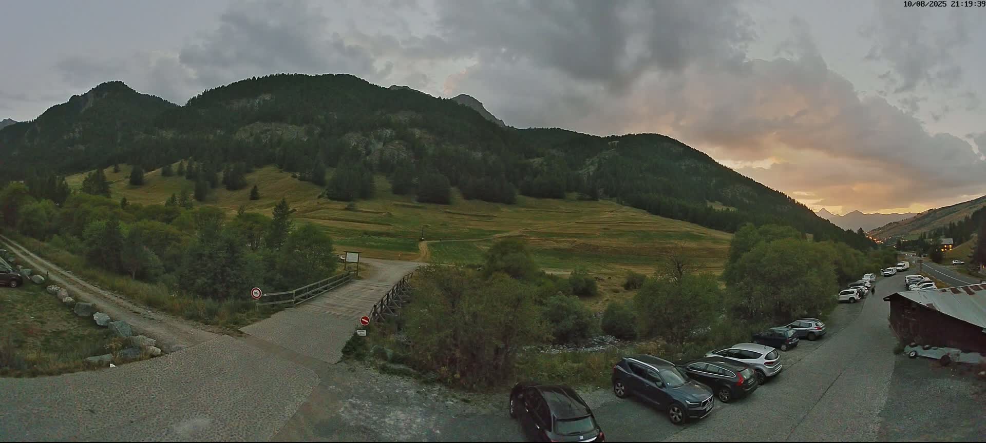 Saint-Véran, La Chalp Natural Park  Live Cam - Briancon, Hautes-Alpes, Provence-Alpes-Cote d’Azur, France
