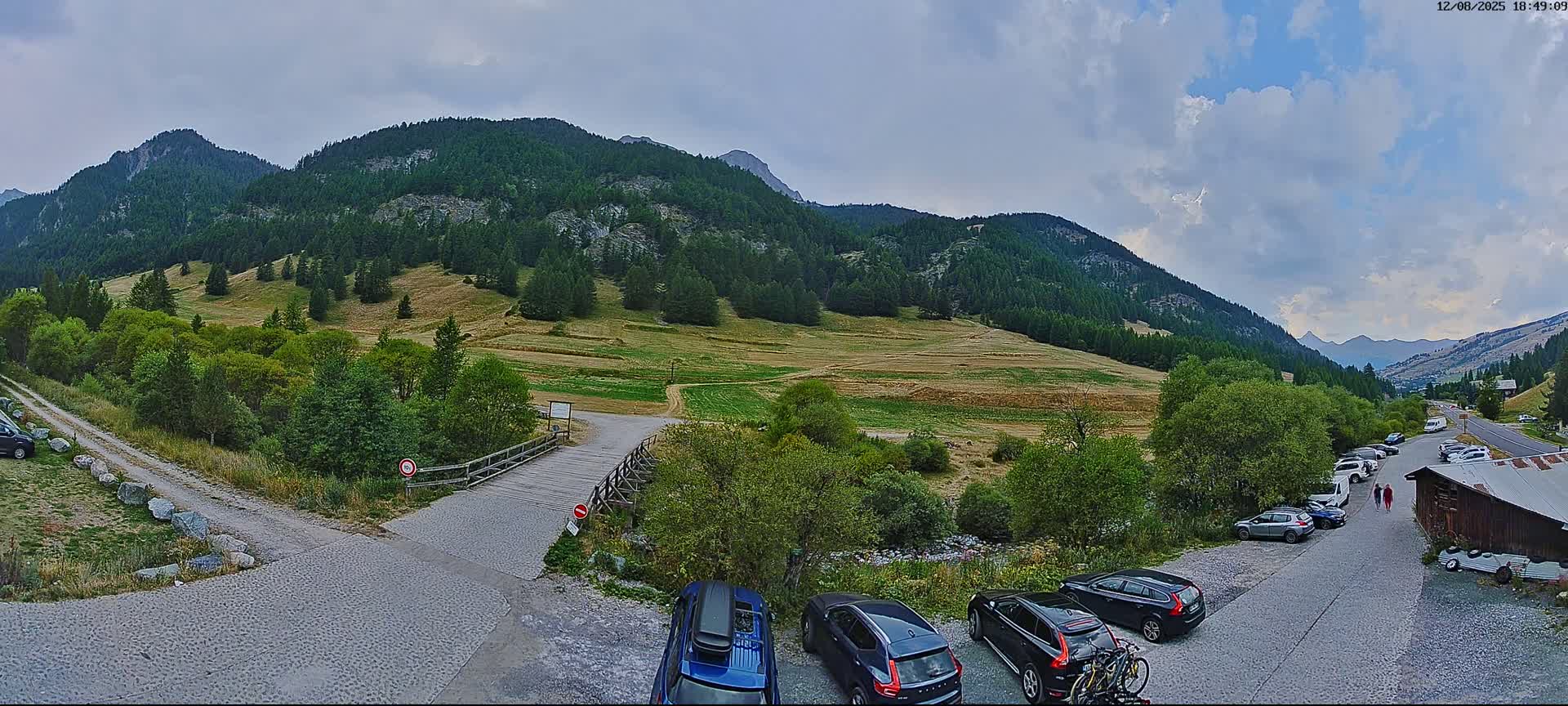 Saint-Véran, La Chalp Natural Park  Live Cam - Briancon, Hautes-Alpes, Provence-Alpes-Cote d’Azur, France