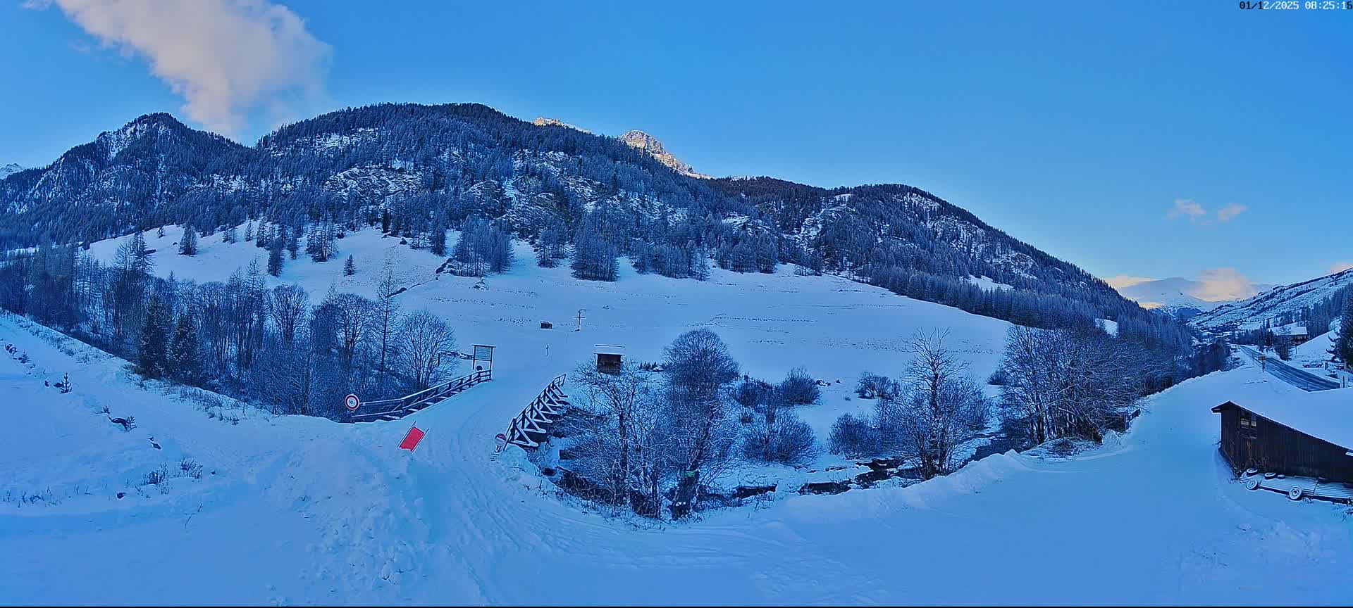 Saint-Véran, La Chalp Natural Park  Live Cam - Briancon, Hautes-Alpes, Provence-Alpes-Cote d’Azur, France