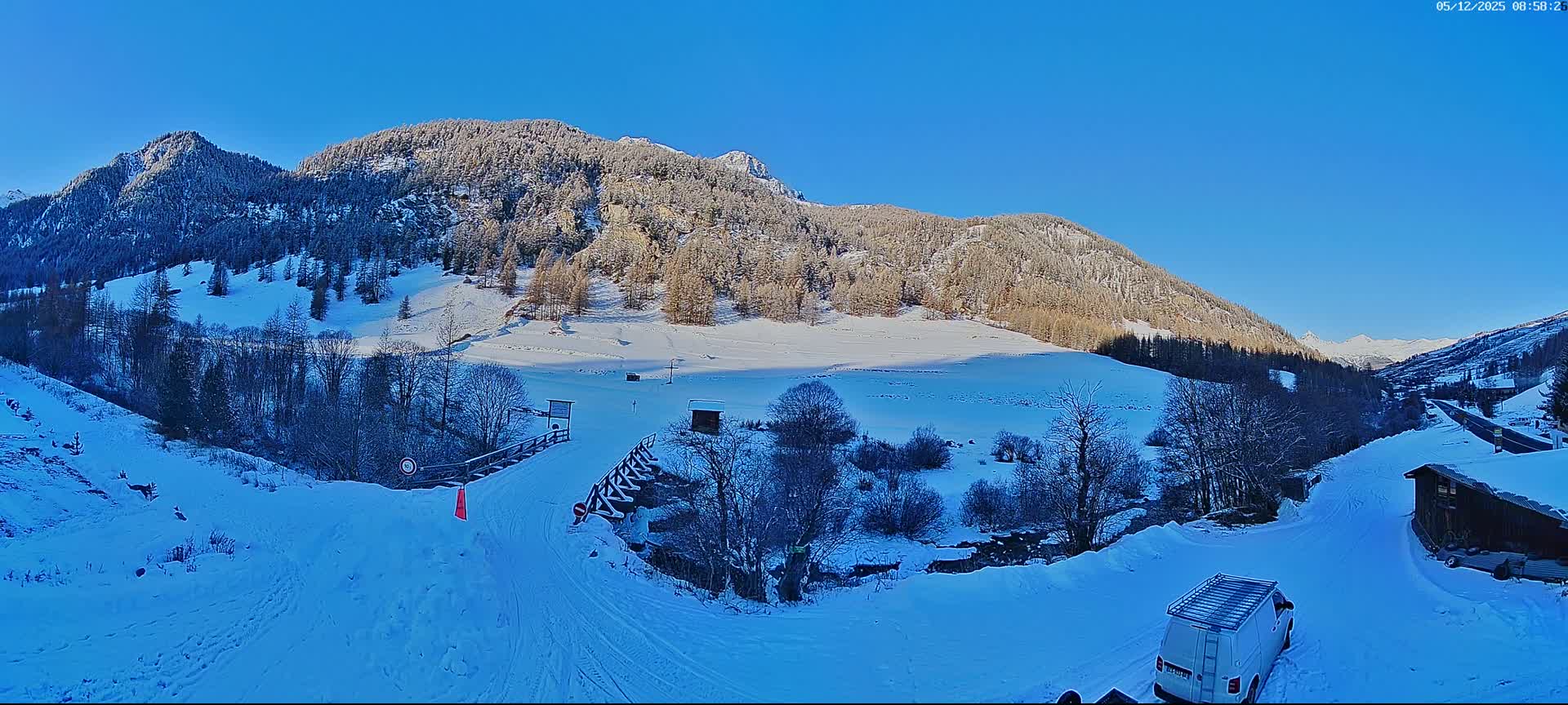 Saint-Véran, La Chalp Natural Park  Live Cam - Briancon, Hautes-Alpes, Provence-Alpes-Cote d’Azur, France