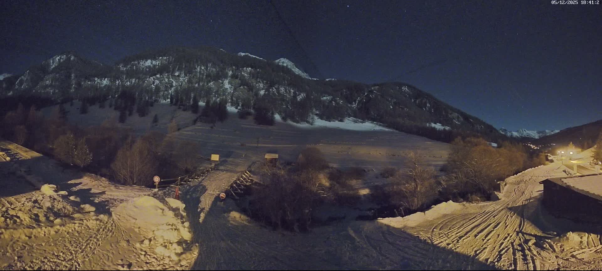 Saint-Véran, La Chalp Natural Park  Live Cam - Briancon, Hautes-Alpes, Provence-Alpes-Cote d’Azur, France