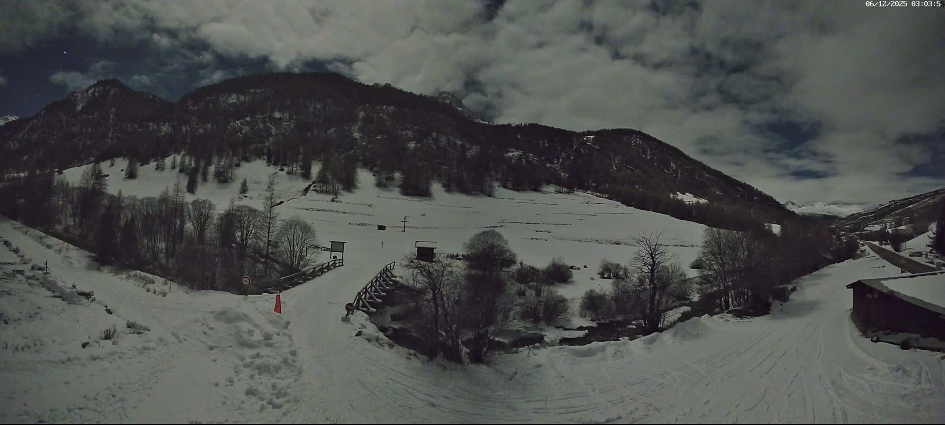 Saint-Véran, La Chalp Natural Park  Live Cam - Briancon, Hautes-Alpes, Provence-Alpes-Cote d’Azur, France