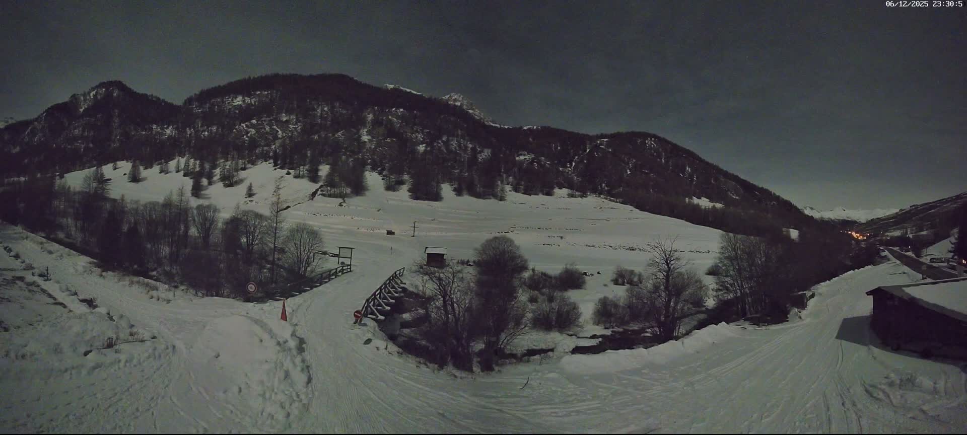 Saint-Véran, La Chalp Natural Park  Live Cam - Briancon, Hautes-Alpes, Provence-Alpes-Cote d’Azur, France