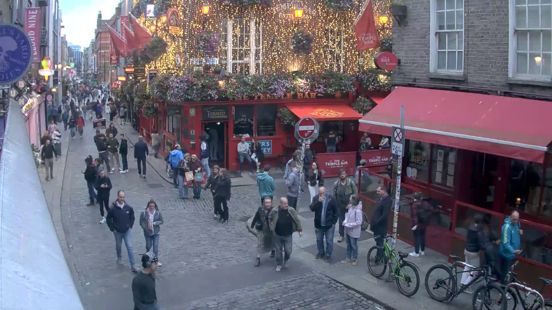 South Dublin , 45 Temple Bar Street Live Cam - Dublin,Eastern and Midland, Leinster, Ireland 