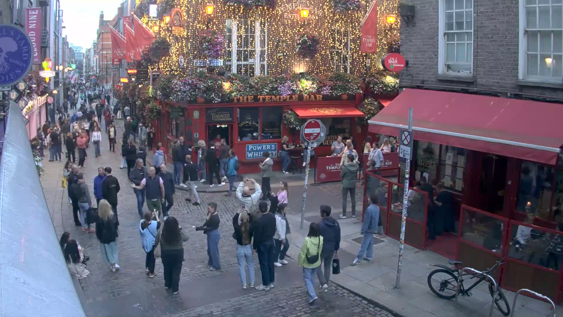 South Dublin , 45 Temple Bar Street Live Cam - Dublin,Eastern and Midland, Leinster, Ireland 