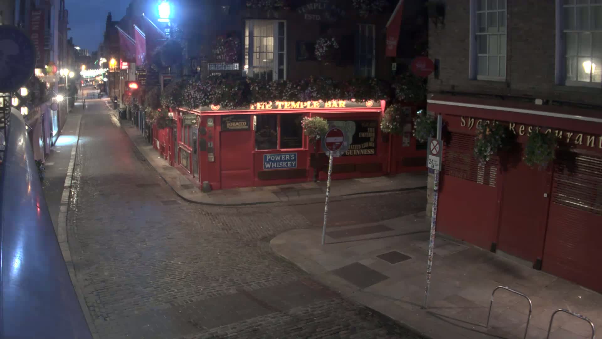 South Dublin , 45 Temple Bar Street Live Cam - Dublin,Eastern and Midland, Leinster, Ireland 