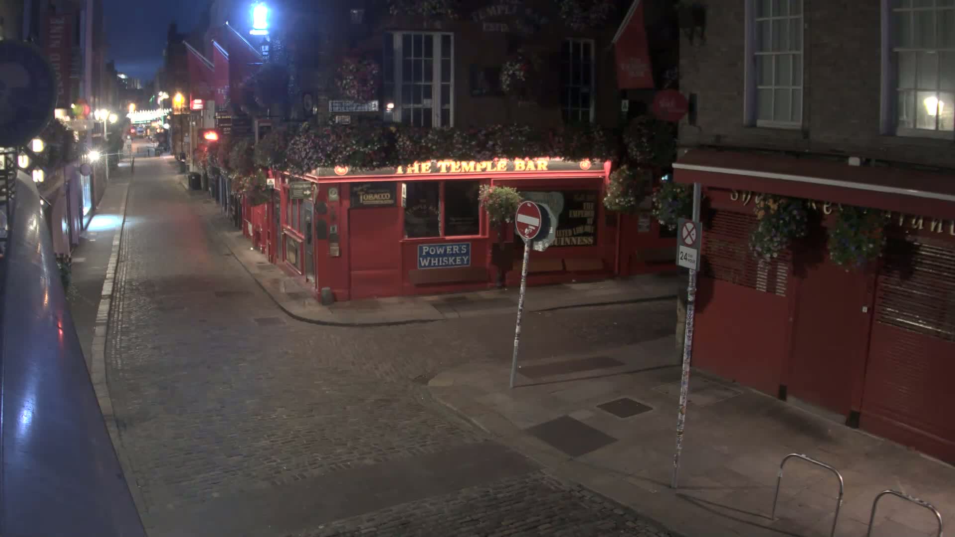 South Dublin , 45 Temple Bar Street Live Cam - Dublin,Eastern and Midland, Leinster, Ireland 