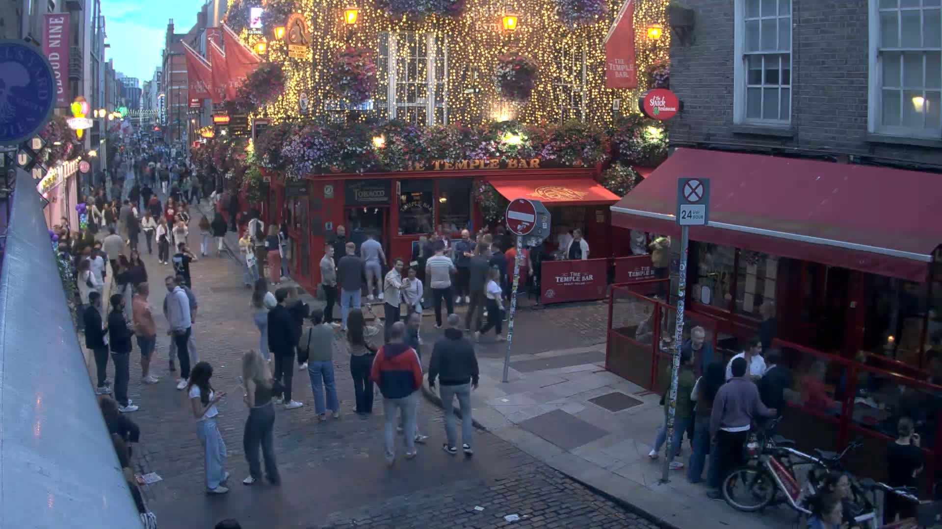 South Dublin , 45 Temple Bar Street Live Cam - Dublin,Eastern and Midland, Leinster, Ireland 