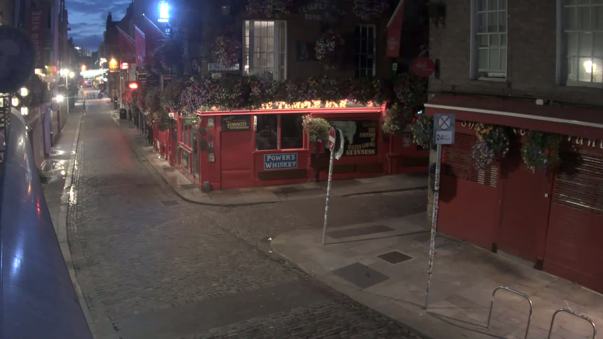 South Dublin , 45 Temple Bar Street Live Cam - Dublin,Eastern and Midland, Leinster, Ireland 