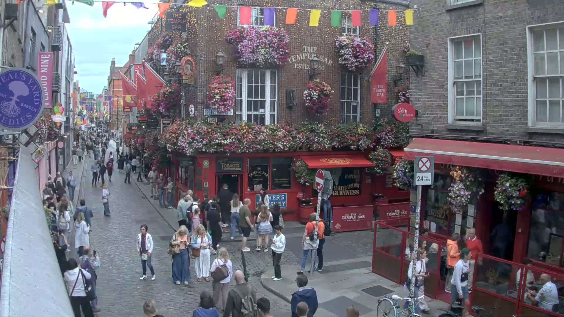 South Dublin , 45 Temple Bar Street Live Cam - Dublin,Eastern and Midland, Leinster, Ireland 