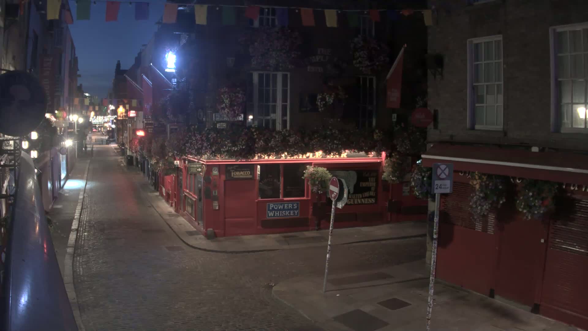 South Dublin , 45 Temple Bar Street Live Cam - Dublin,Eastern and Midland, Leinster, Ireland 